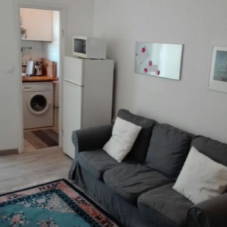 Nice Apartment In Milano, Close To Undergrond M3 Bagian luar foto