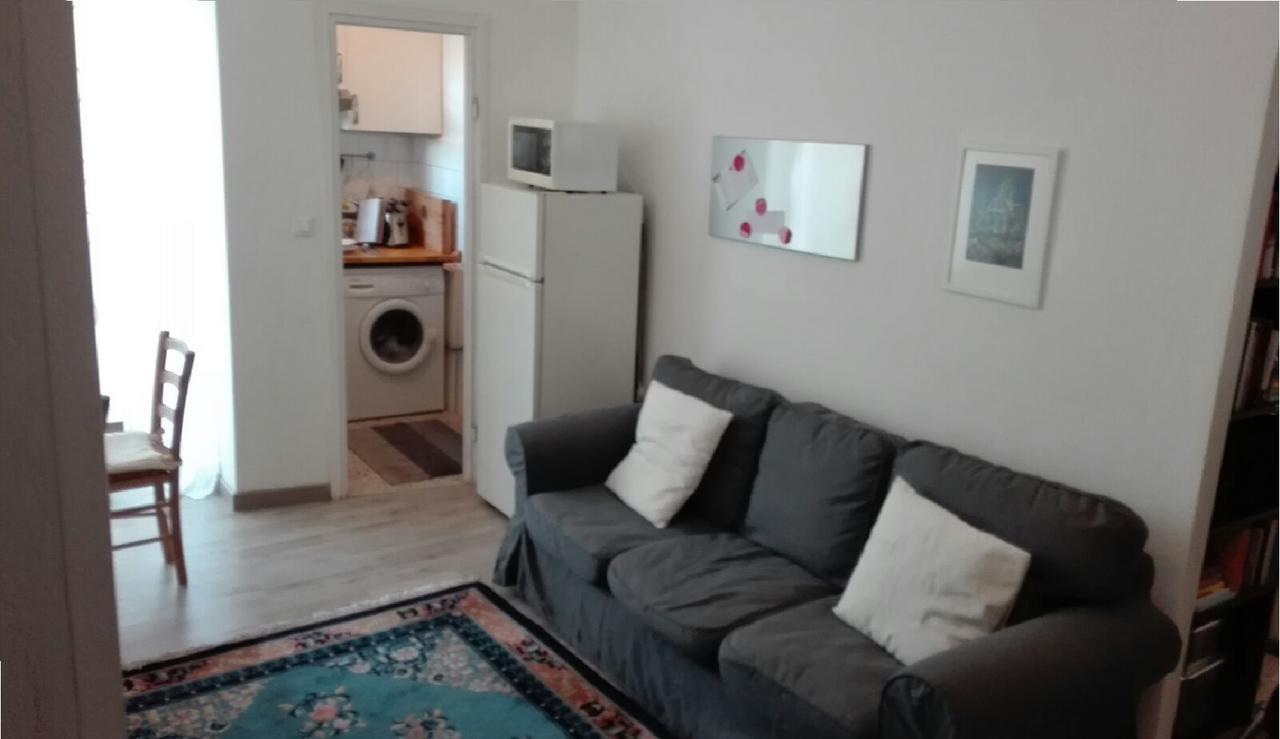 Nice Apartment In Milano, Close To Undergrond M3 Bagian luar foto